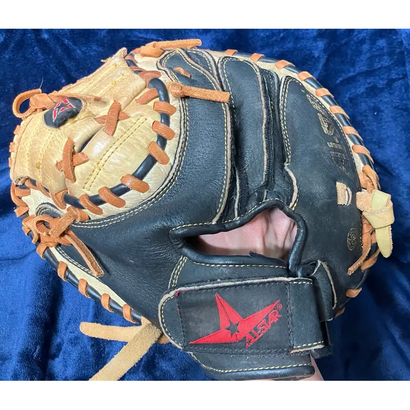 Brown All Star Cm1010bt LH Catcher's Baseball Glove 31" (Used)