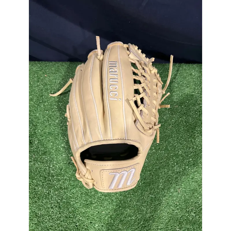 New Marucci RHT 11.75 Camel/White Ascension Series M-Type Baseball Glove