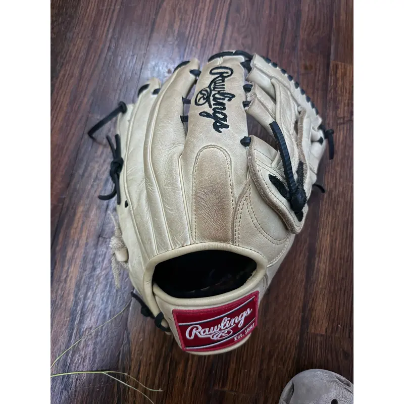 Rawlings Gold Glove RH Outfield Baseball Glove 12.75" (Used)