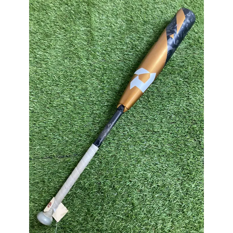 Used 2022 DeMarini Zoa Bat USSSA Certified (-10) Composite 20 oz 30"