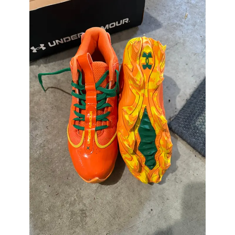 Orange Kid's 5.5Y (Big Kids / Youth) Under Armour Bryce harper (New)
