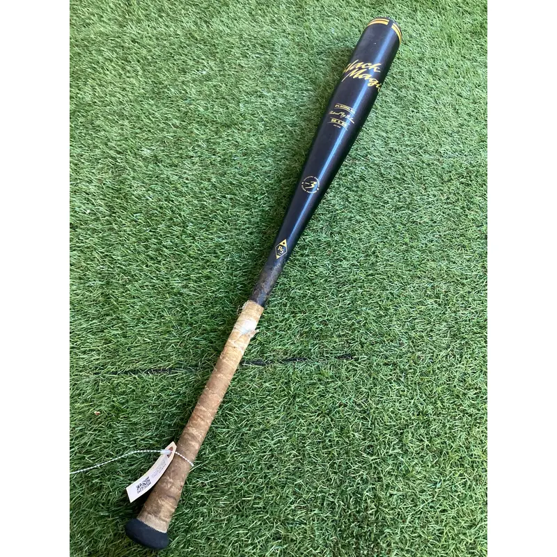 2023 Easton Black Magic Bat BBCOR Certified (-3) Alloy 29 oz 32" (Used)