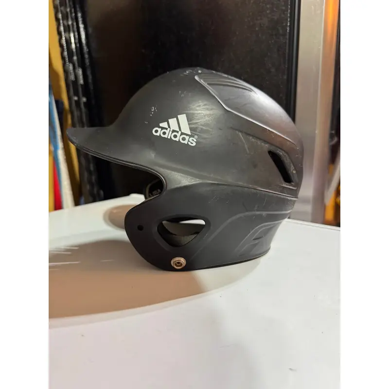 adidas Tee Ball Helmet Size 6-6 1/2