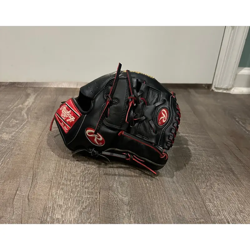 Rawlings Heart of the Hide RH Baseball Glove 12.25" (Used)