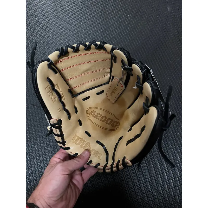2023 Wilson A2000 RH Infield Baseball Glove 11" (New)