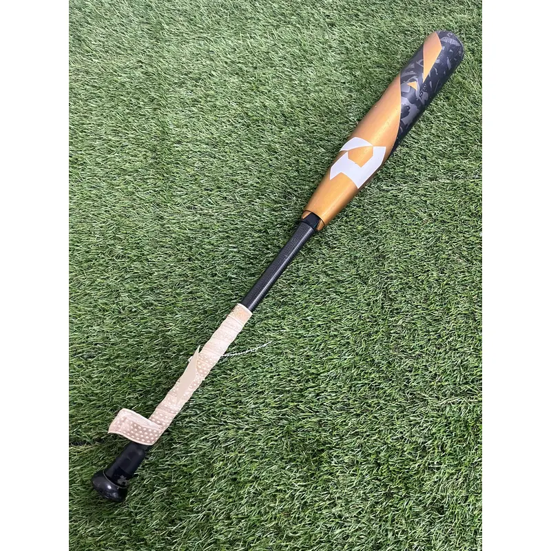 DeMarini Zoa (2 5/8") USSSA Bat 2022 (-5)