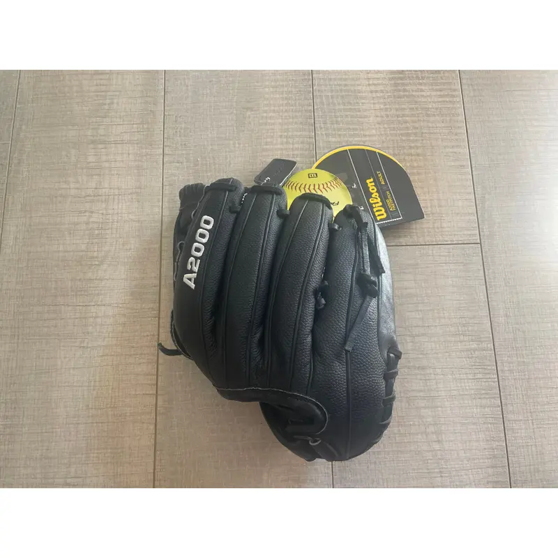Outfield LH Wilson A2000 Baseball Glove 12" (New)
