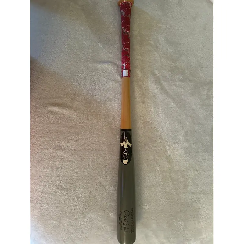Birdman Wood Bat (-8)  22 oz 30" (Used)