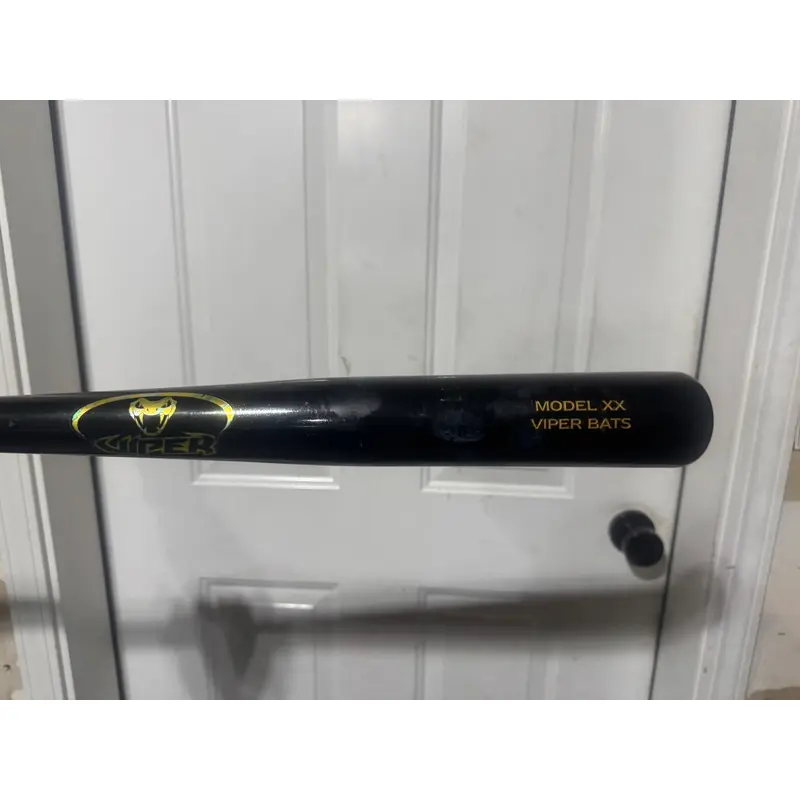 Viper Bat (-3)  30 oz 33" (Used)