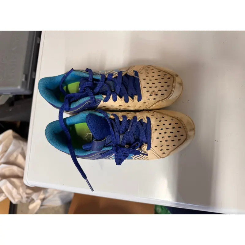 Under Armour Boys Leadoff Baseball Cleats 2.5Y