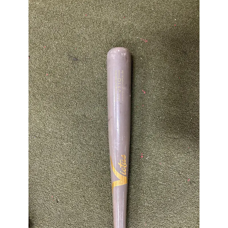Victus Pro Reserve v110 Maple Bat (-3) 29 oz 32" (Used)