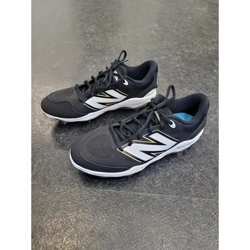 Black Men's Size M 10.0 (W 11.0) New Balance (Used)