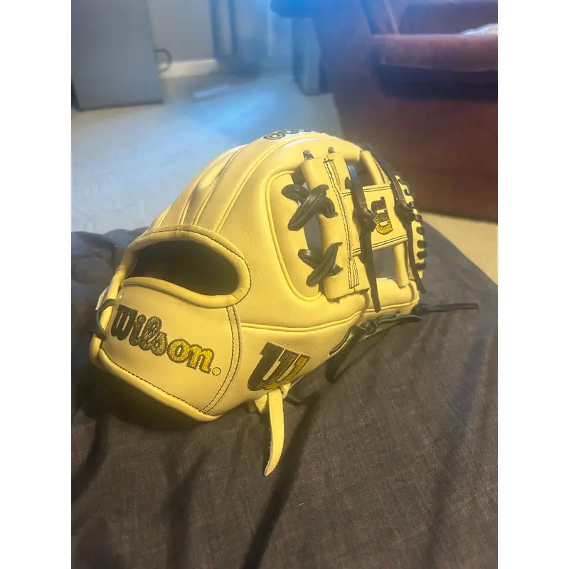 RH Wilson A2000 1786 Baseball Glove 11.5"