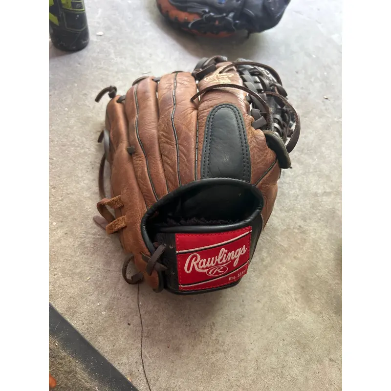 Rawlings RH Outfield Premium Series Baseball Glove 12" (Used)