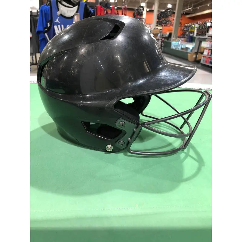 Used Easton Gametime Baseball Batting Helmet with Cage (6 - 6 3/4)