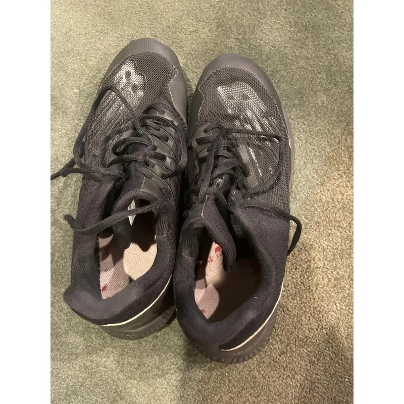 Black Used Men's Low Top Turf Cleats