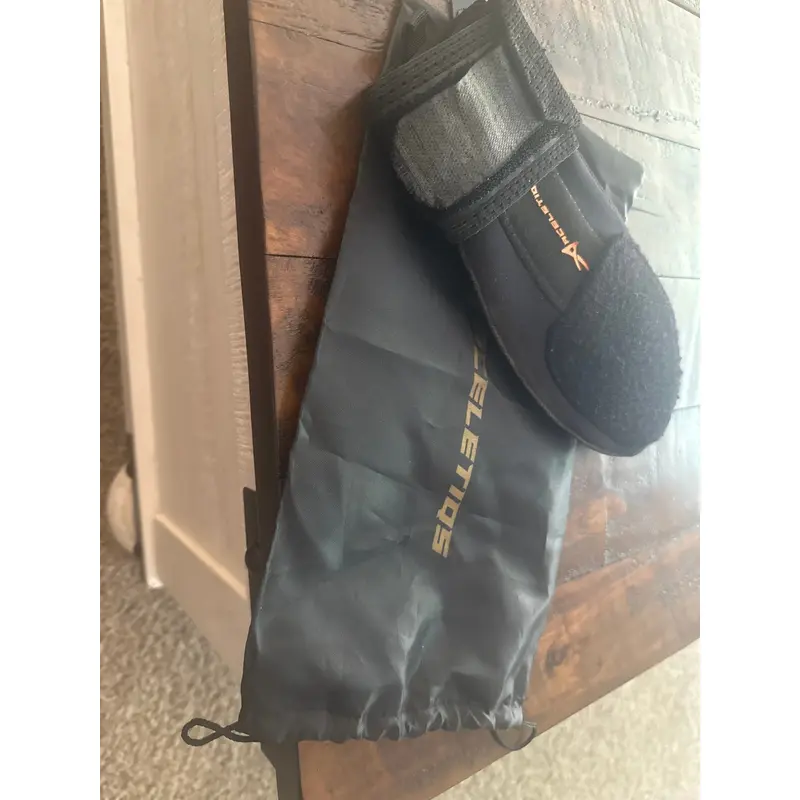 Aceletiqs sliding mitt