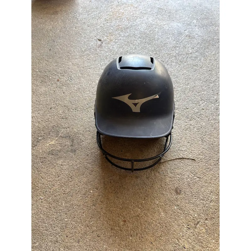 6 3/4 Mizuno Batting Helmet (Used)