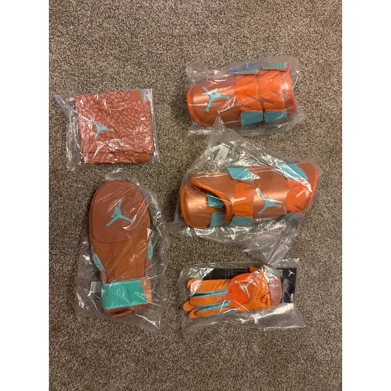 Jordan Fly Protective Set Unreleased Colorway (New)