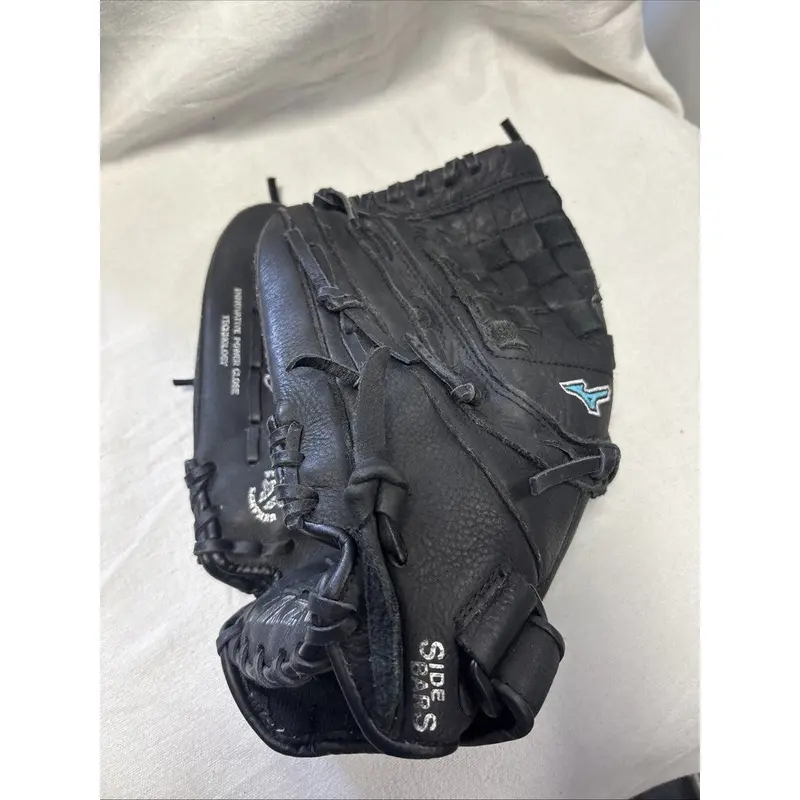 LHT Size 12.5 Inch Mizuno Supreme Fastpitch Softball Glove.