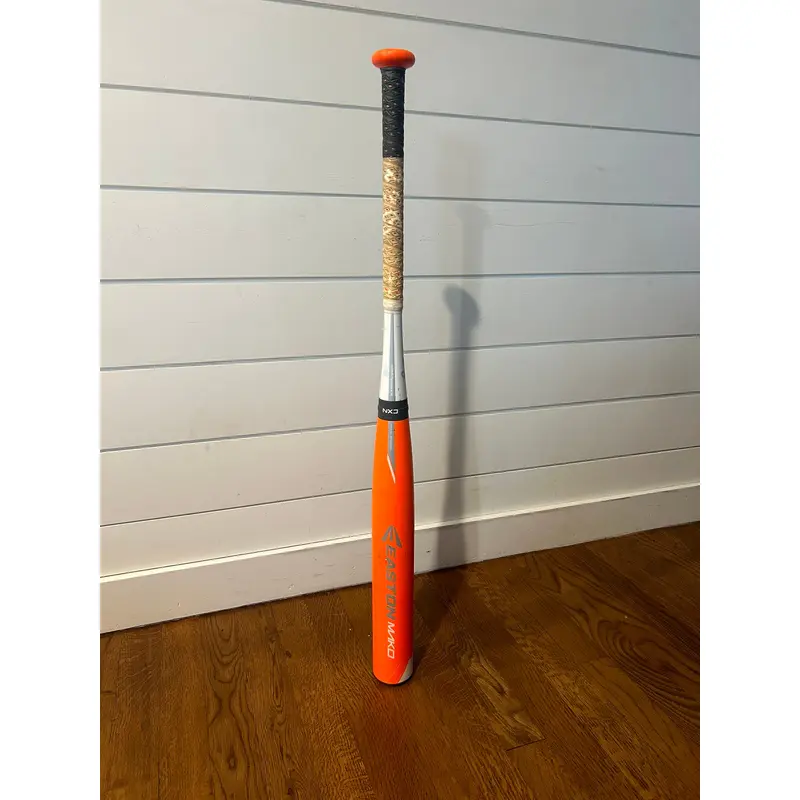 Used  Easton USSSA Certified (-11) 20 oz 31" Mako Bat