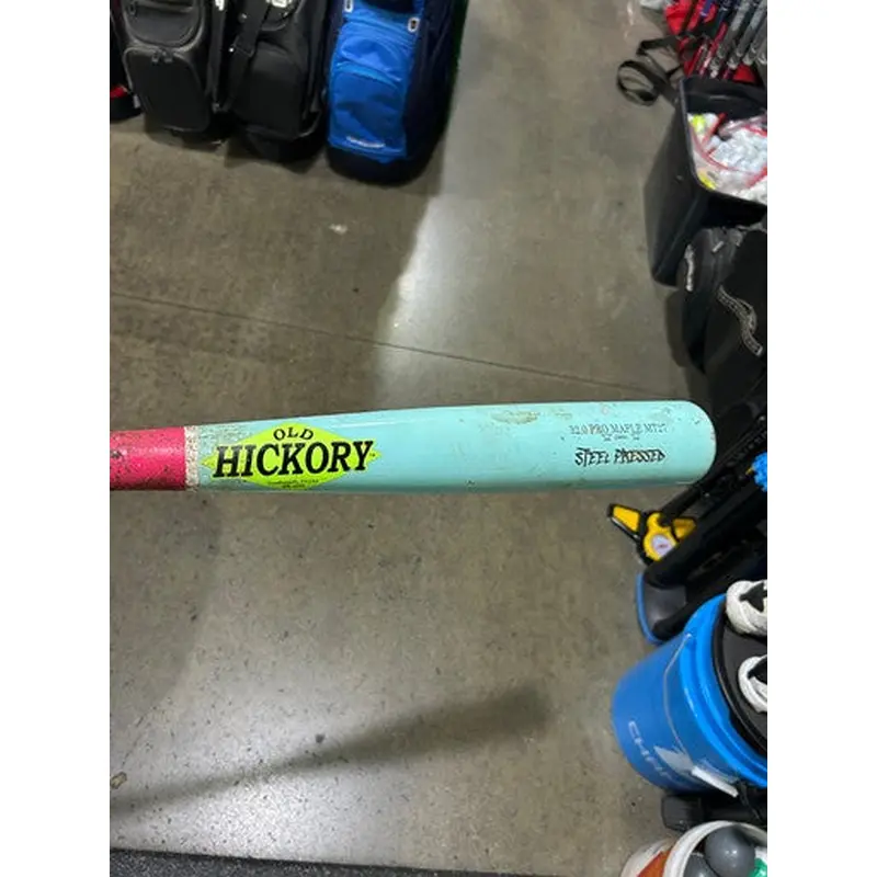 Old Hickory (Used) 32" Pink Bat