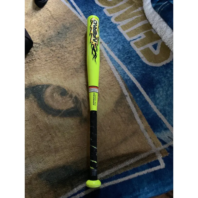 Used Franklin Inferno Teeball Bat / Franklin Inferno 9 inches Glove