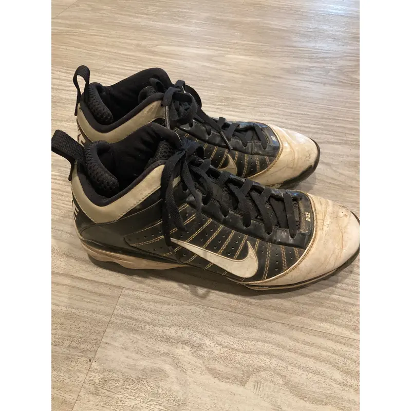 Men's Size M 7.5 (W 8.5) Youth Nike High Top (Used)