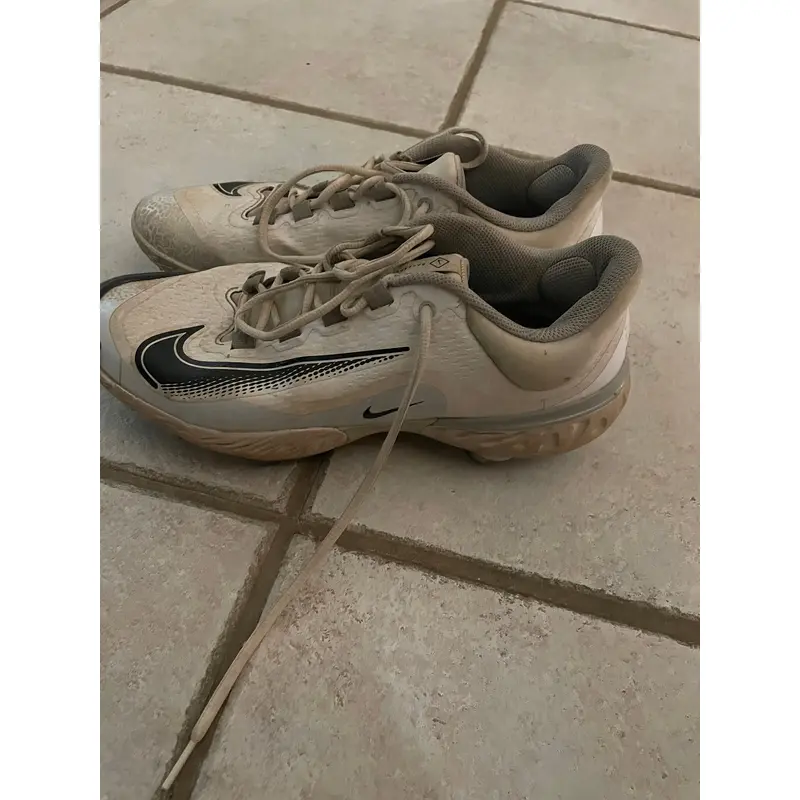 Men's Nike Baseball Cleats Metal Size M 10.5