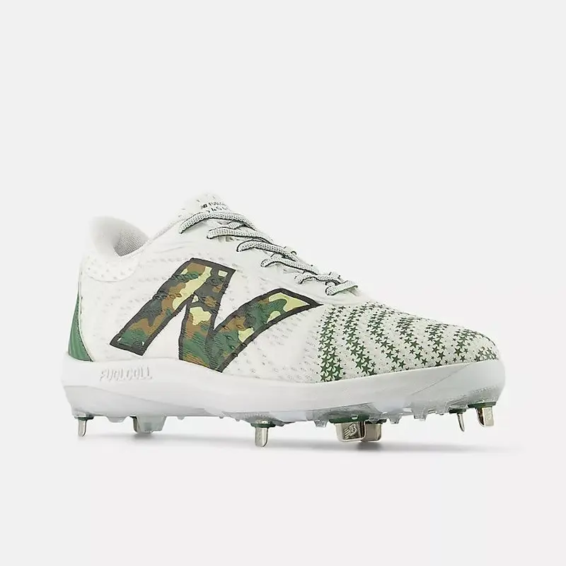 Men's Size M 6.0 (W 7.0) New Balance Low Top 4040v7 (New)