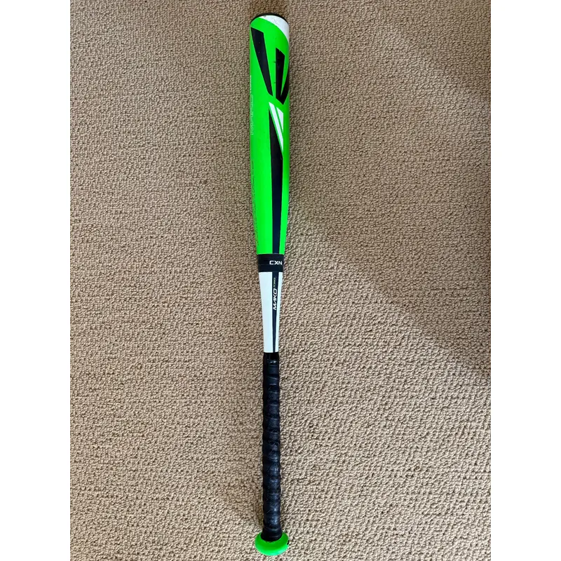 2015 Easton Mako Bat (-10) Composite 19 oz 29" (Used)