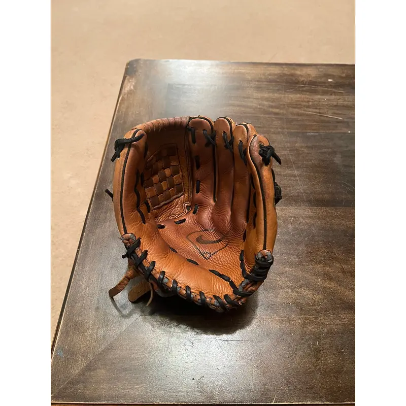 Nike Right Hand Throw Show Series Baseball Glove 12" (Used)