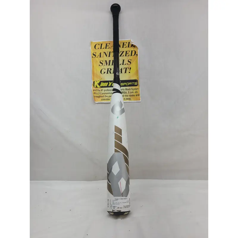 DeMarini CF8 Bat (-3) Composite 28 oz 31" (Used)