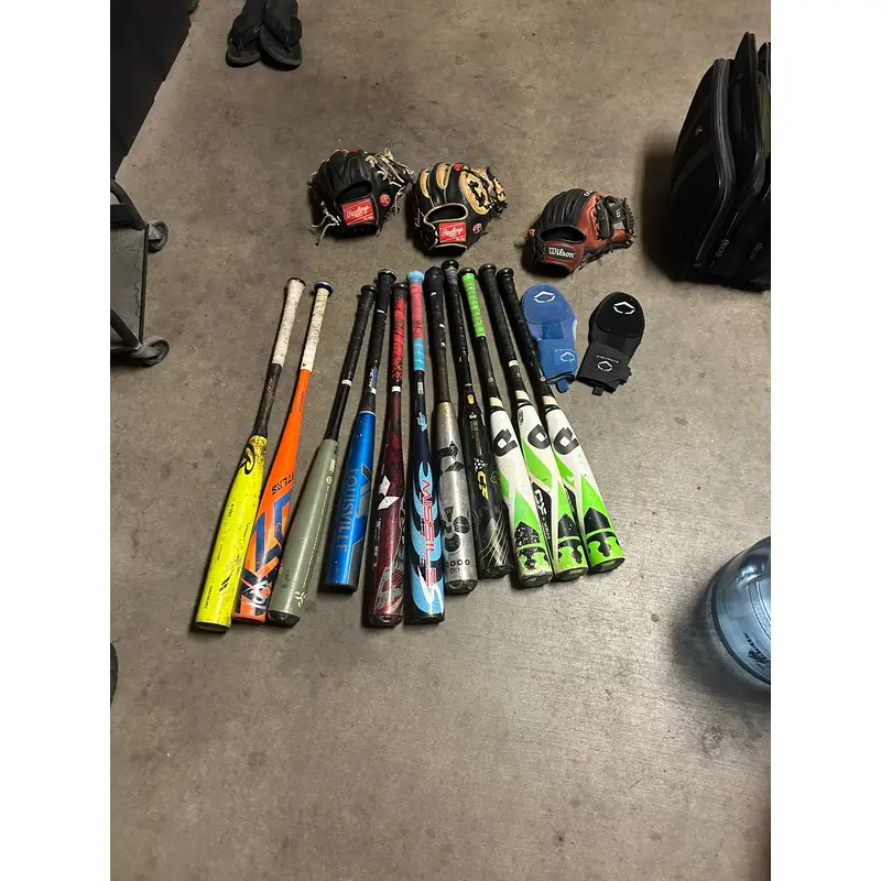 Baseball Bats,gloves,and Slidding Mitts