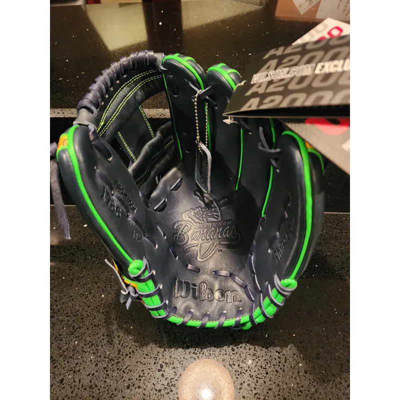 Wilson A2000 - Savannah Bananas - Philadelphia Exclusive - Baseball Glove 11.5"