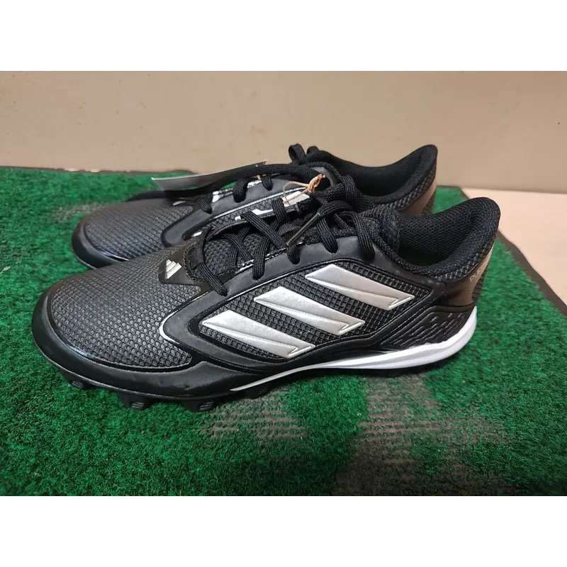 Adidas PUREHUSTLE 3 MD WOMENS SOFTBALL CLEATS SIZE 8 BLACK/WHITE IG7138