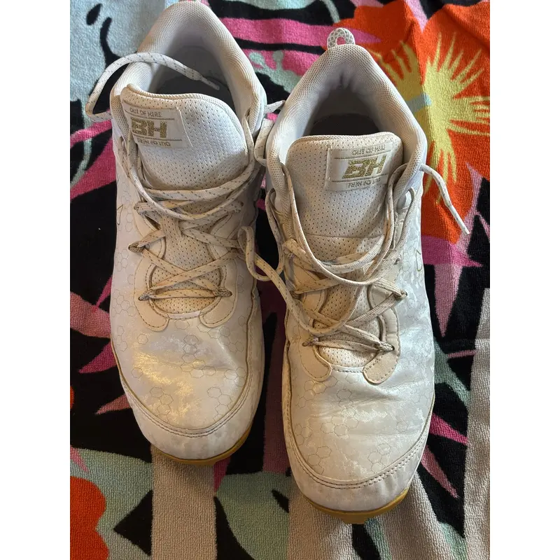 Harper 8 Molded Cleats