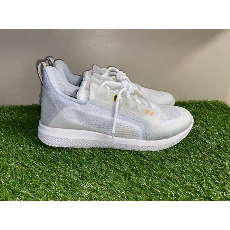 *SOLD* Under Armour Harper 6 Turf Cleats White Baseball Shoes Mens 13 3025991-100 NEW