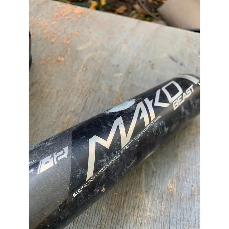 Used  Easton USSSA Certified Alloy 18 oz 30" Mako Bat