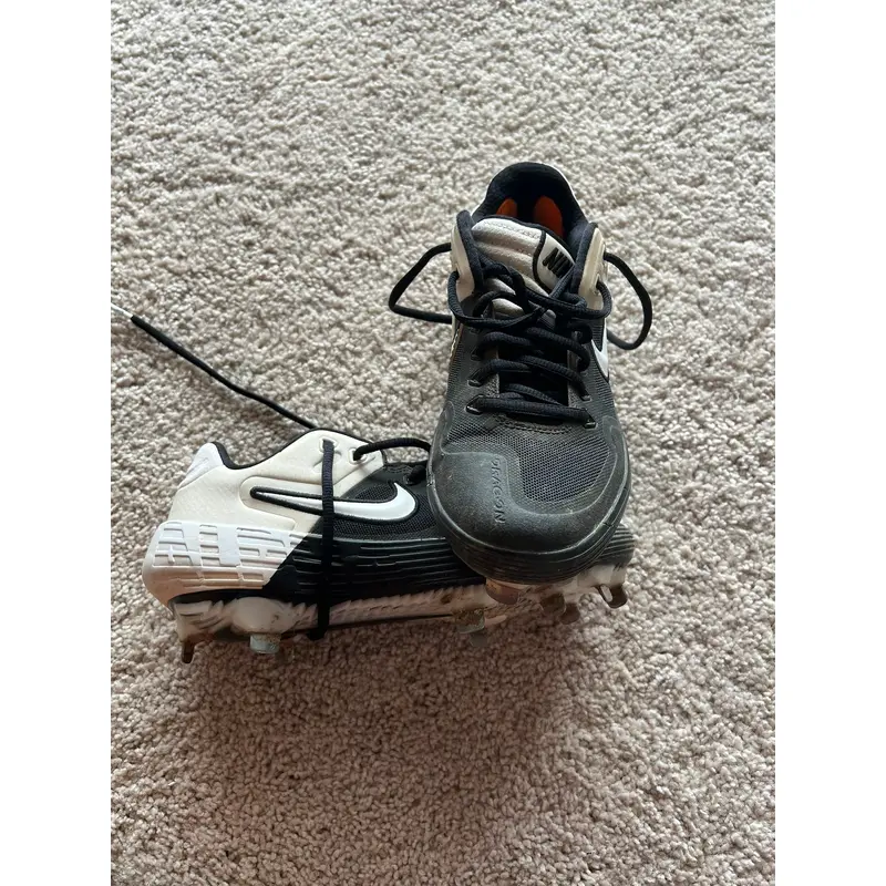 Black Used Men's Low Top Metal