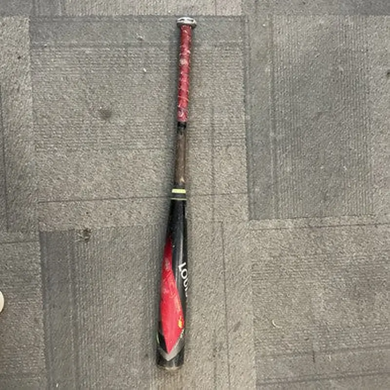 Louisville Slugger (Used) (-3) 32" Bat