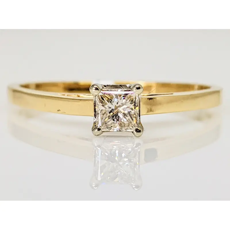 14K .36 CARAT TOTAL I1 J DIAMOND PRINCESS CUT SOLITAIRE ESTATE RING 2.2 GRAMS