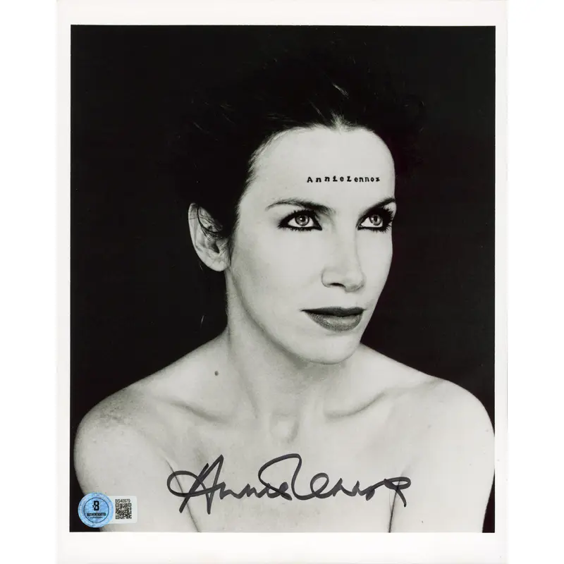 Annie Lennox Musician Authentic Signed 8x10 Vertical Photo BAS #BS40979