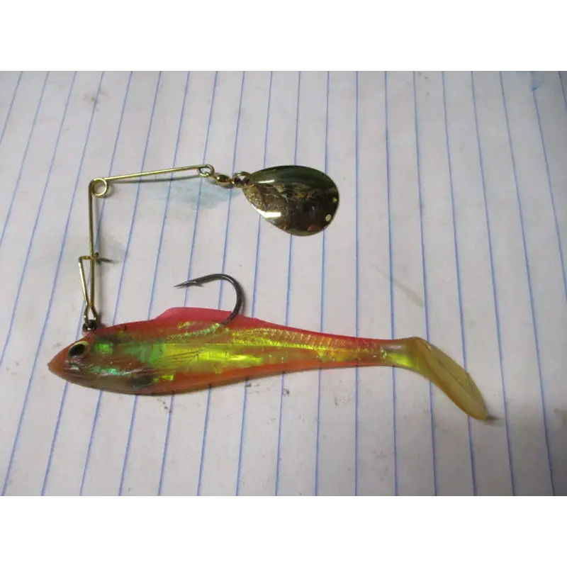 Used Bea Spinnerbait w/ Swim Shad Lure