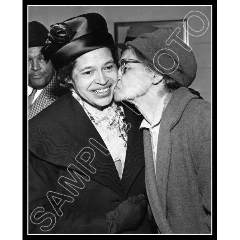 1965 Rosa Parks 8X10 Photo - Mother - 2906