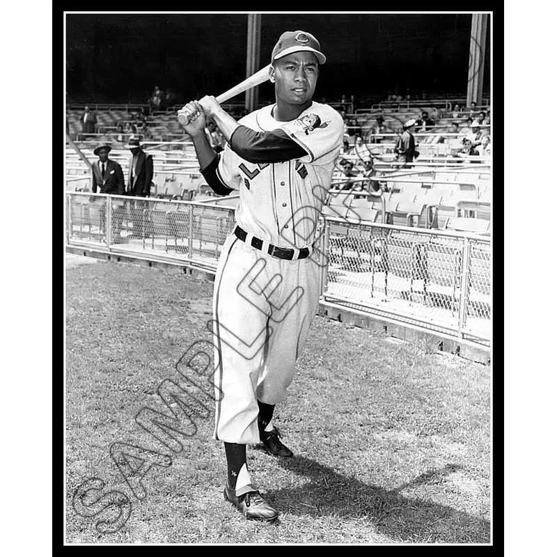 Larry Doby 8X10 Photo - Cleveland Indians - 280
