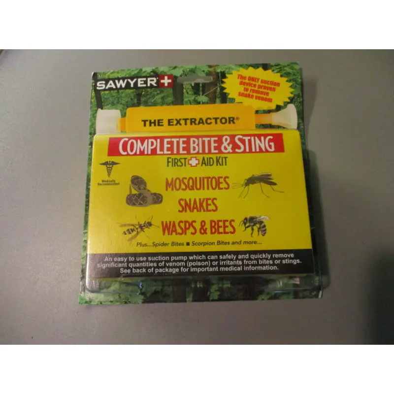 Sawyer The Extractor Complete Bite & Sting First Aid Kit