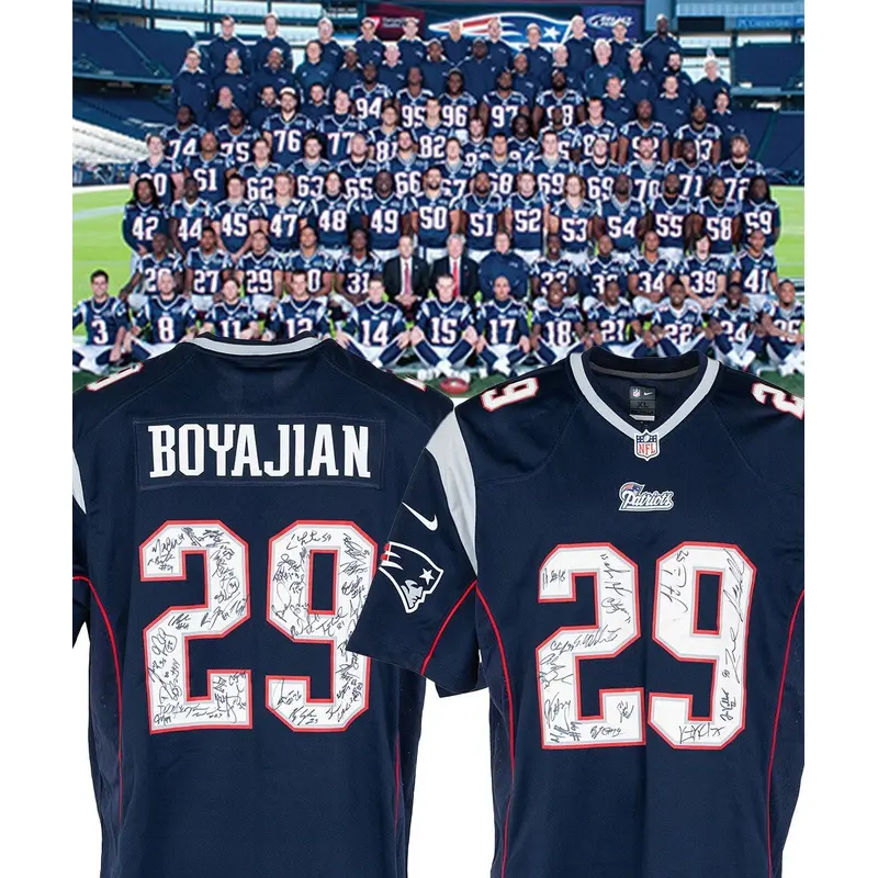 Tom Brady 2014 New England Patriots Super Bowl Champs Team Signed Jersey PSA DNA