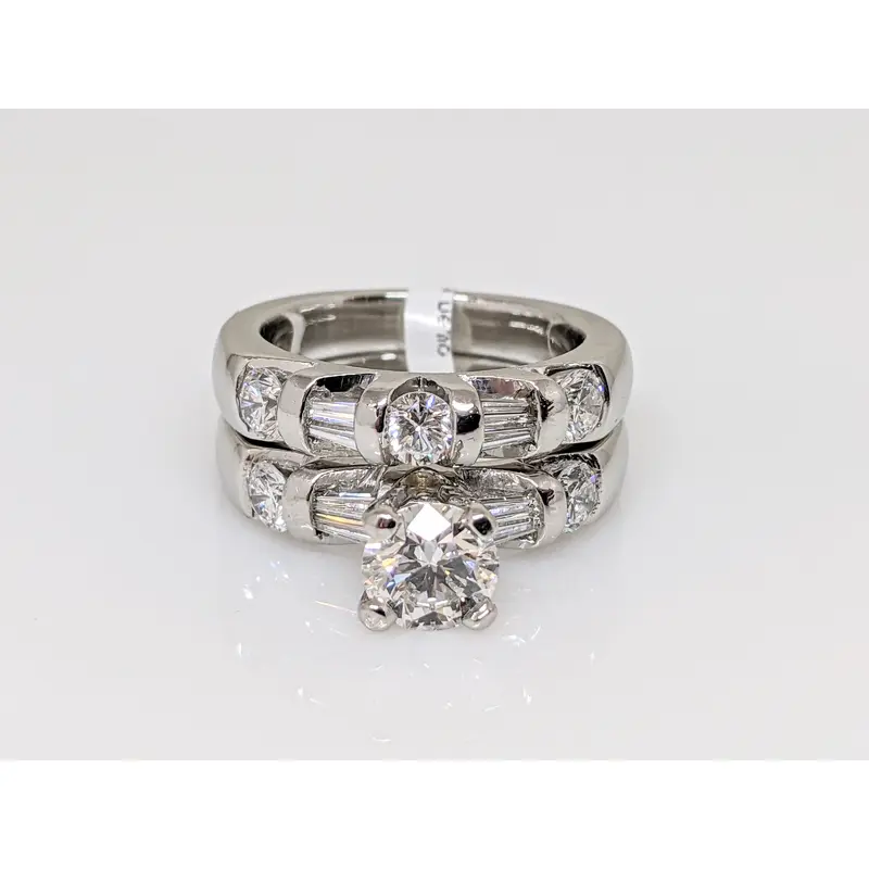 PLATINUM 1.91 CARAT TOTAL WEIGHT DIAMOND ROUND VS2 H (6) BAGUETTE (8) ESTATE SET