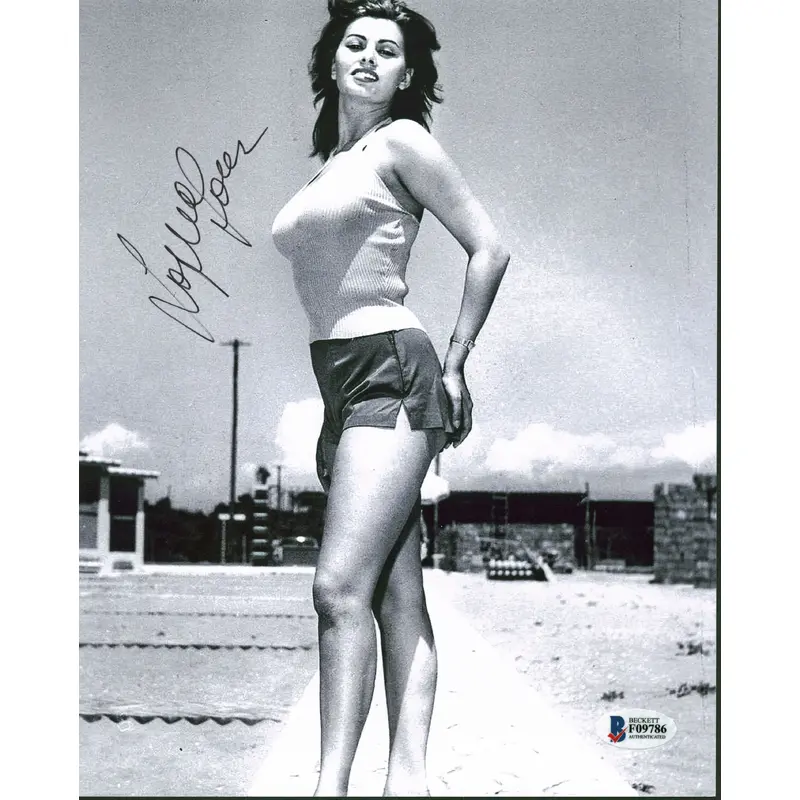 Sophia Loren Authentic Signed 8x10 Photo Sexy Autographed BAS #F09786